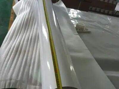 Comment l'impression de bannières extérieures en vinyle influence la visibilité de la marque