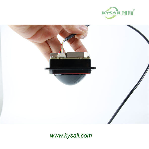 دوربین عقب و نمایش برای رانندگی امن