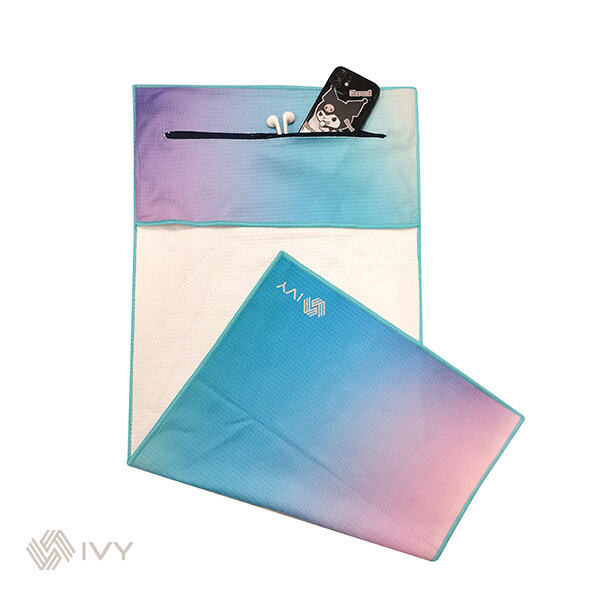 Améliorez votre expérience en salle de sport avec une serviette de sport douce et durable conçue pour un rendement maximal.