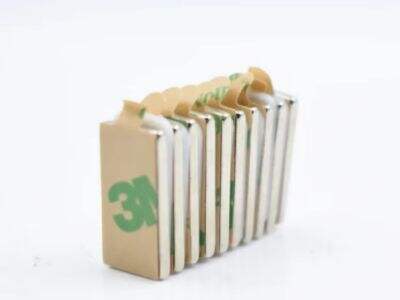 How to Store and Handle NdFeB Magnets Safely
