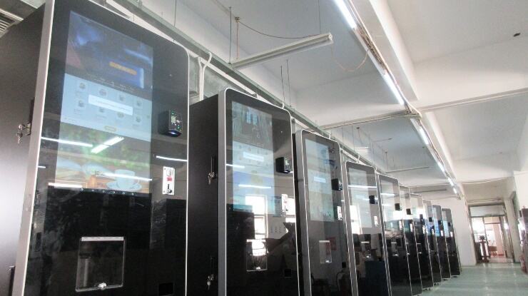 Máquina de venda automática de chá, totalmente automática, pré-mistura comercial, sdk, caixa de aço carbono com detalhes de vidro temperado