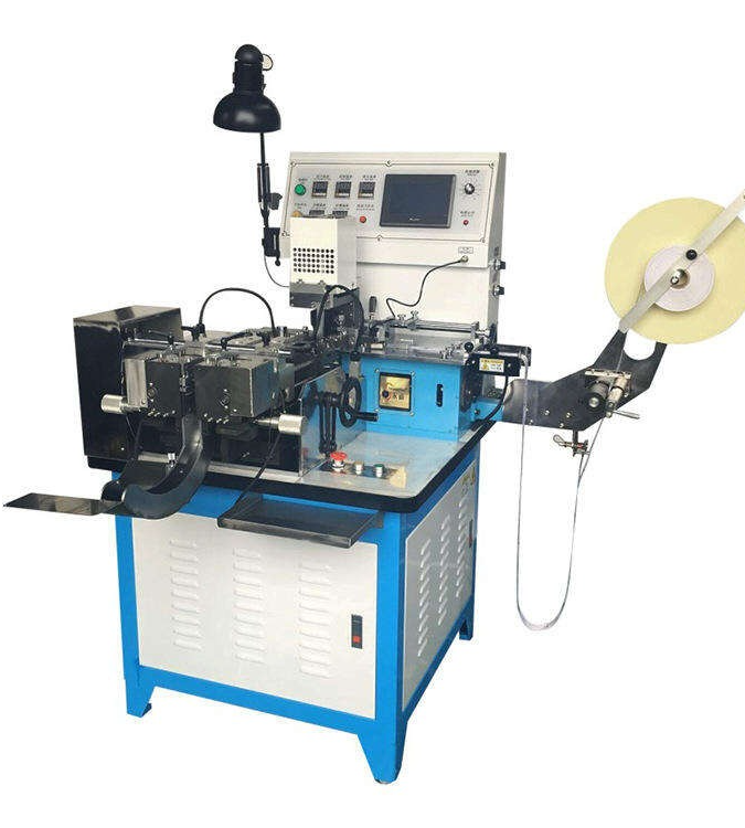 Discover Unbeatable Performance and Top-Notch Quality with Youngsun Printing’s Fabric Label Cutting Machine