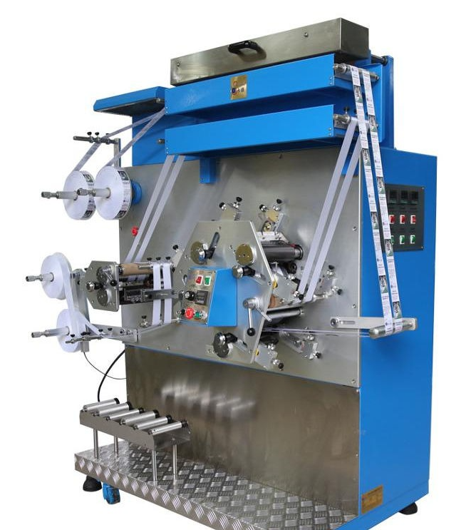 Label Folding Machine for High-Volume Production - Youngsun Printing