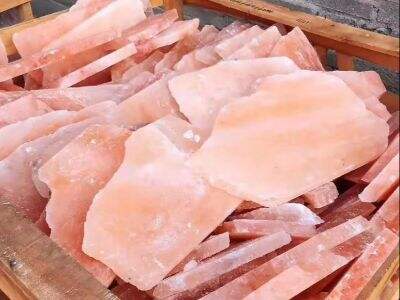 Qu'est-ce qu'une plaque de sel marin et comment l'utilise-t-on en cuisine ?