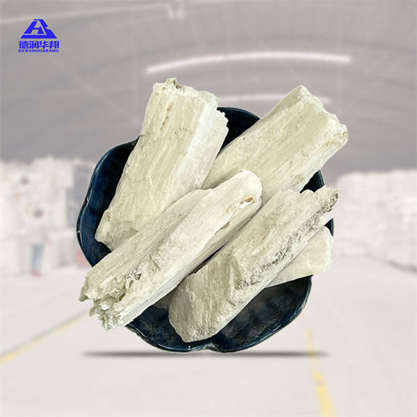 How does 325 mesh wollastonite improve the performance of paints and coatings?