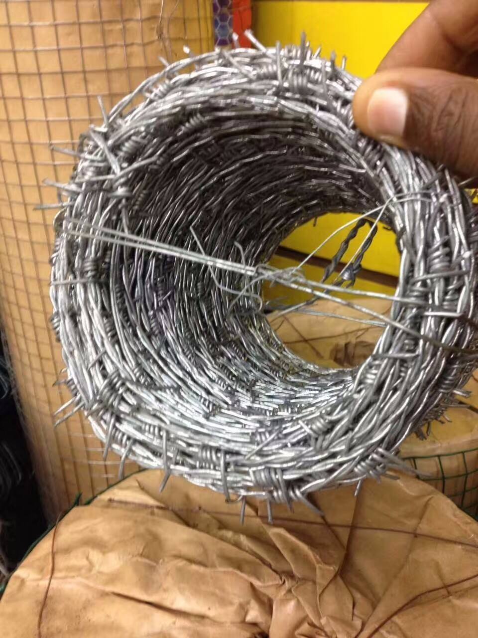 2.5mm galvanized steel wire galvanized barbed steel wire supplier