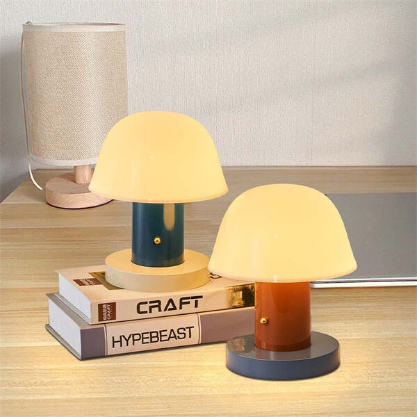 Buatkan suasana yang hangat di mana-mana dengan lampu meja LED yang boleh dicharge semula.