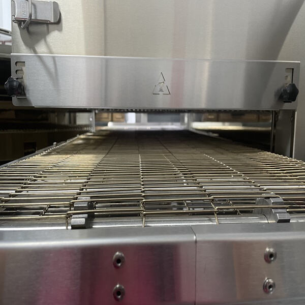 Customizable Conveyor Ovens to Meet Your Commercial Kitchen Needs