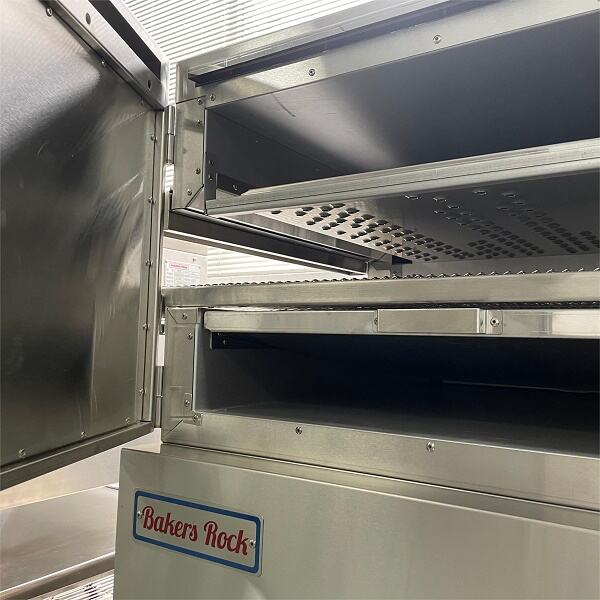 Enjoy delicious, crispy pizzas made with our top-of-the-line gas-powered ovens