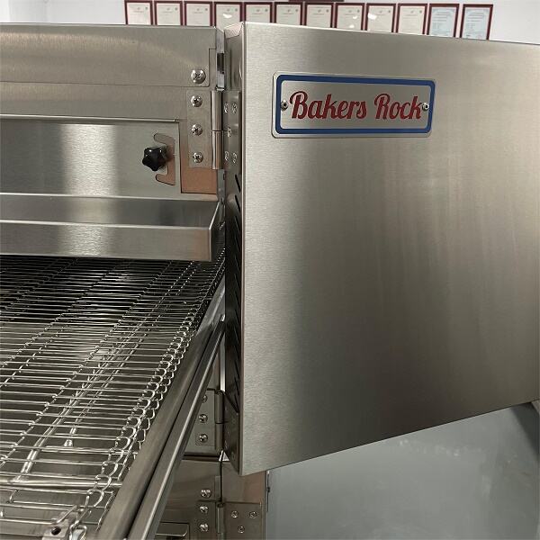 Consistent and precise baking with advanced commercial ovens