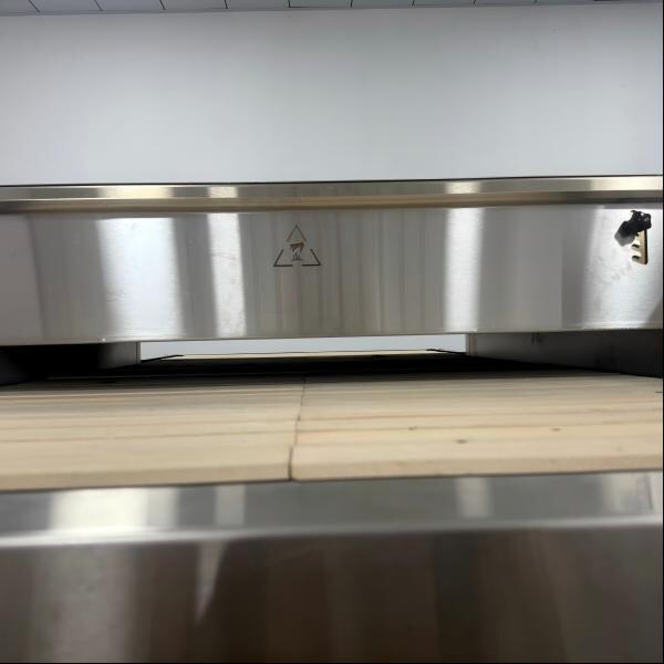 The Benefits of Using Stone Conveyor Belt Pizza Ovens in Commercial Kitchens