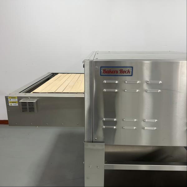 What Sets Stone Conveyor Belt Pizza Ovens Apart from Traditional Ovens