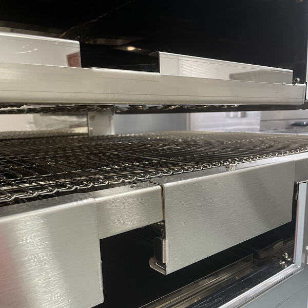 High capacity production with an electric pizza oven