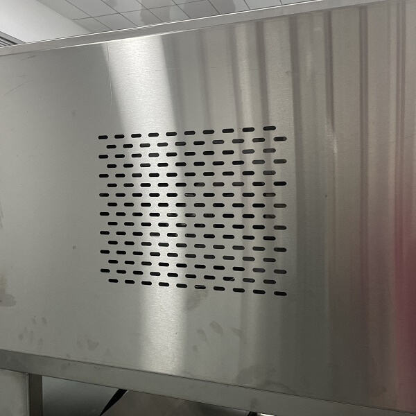 Maximize your pizza production with our reliable and versatile electric pizza oven options