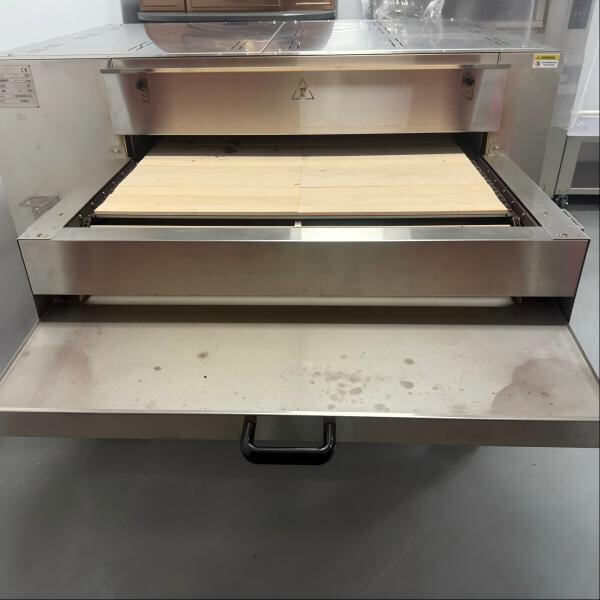 Take Your Pizza Making to the Next Level with our Top-of-the-Line Selection