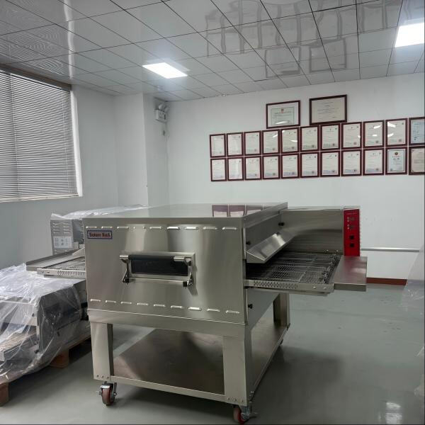 Easy to use and clean, perfect for busy commercial kitchens