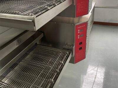 تحليل كفاءة التشغيل الشاملة (OEE) لفرن بيتزا تجاري عالي السعة من نوع الحزام الناقل للسلاسل الكبيرة