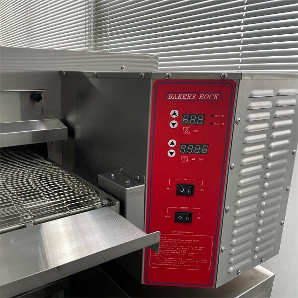 Commercial-grade pizza oven with perfect crust and even browning - All thanks to gas heating.