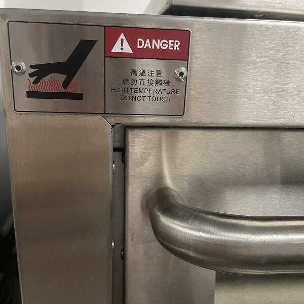 Easy-to-use controls for convenient cooking operation