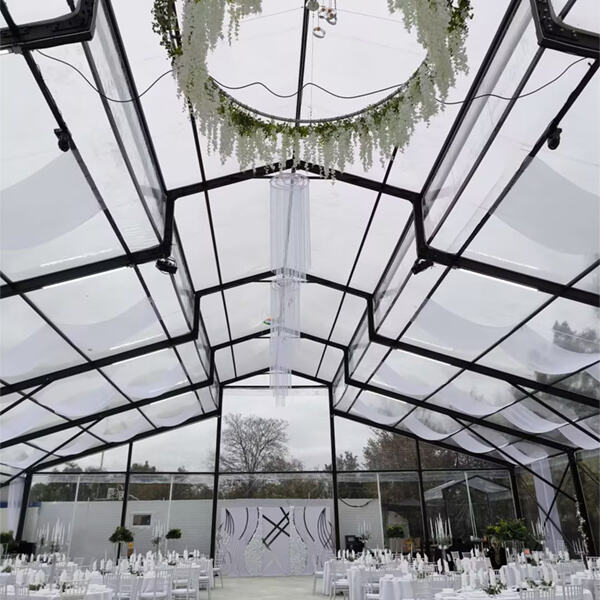 Rehaussez votre marque avec nos tentes modulables personnalisables pour événements d'entreprise.