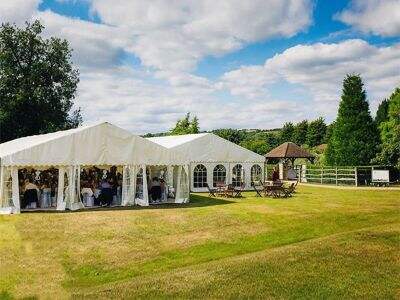 Carpas transparentes para bodas y eventos al aire libre