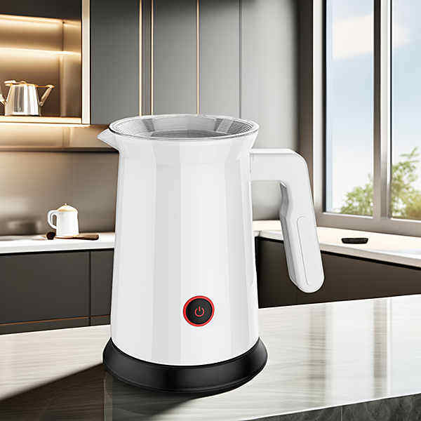 Create Cafu00e9-Quality Drinks at Home with a High-Quality Milk Steamer