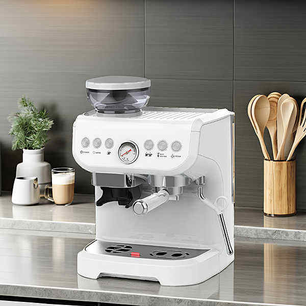 Discover the Convenience and Quality of a Ground Coffee Maker Today