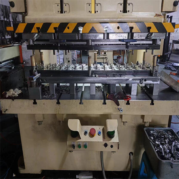 The Advantages of an Automated Stamping Machine