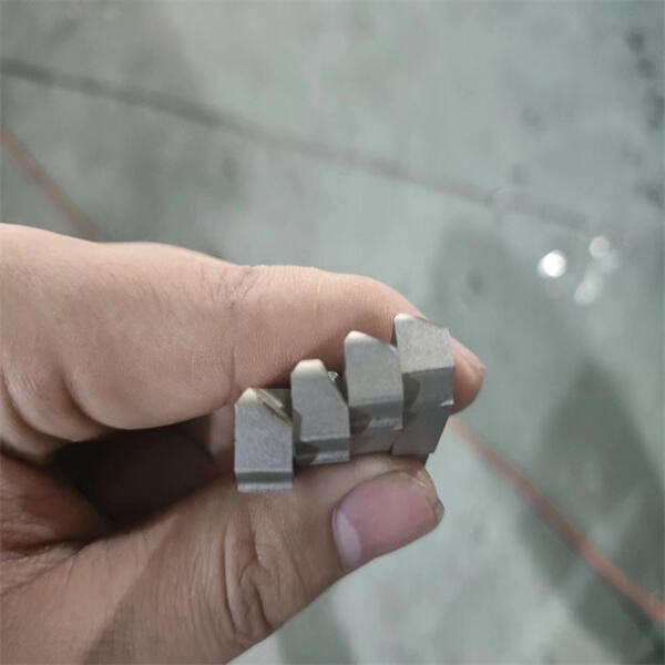 Dicas para Instalar e Manter Peças de Hardware de Móveis