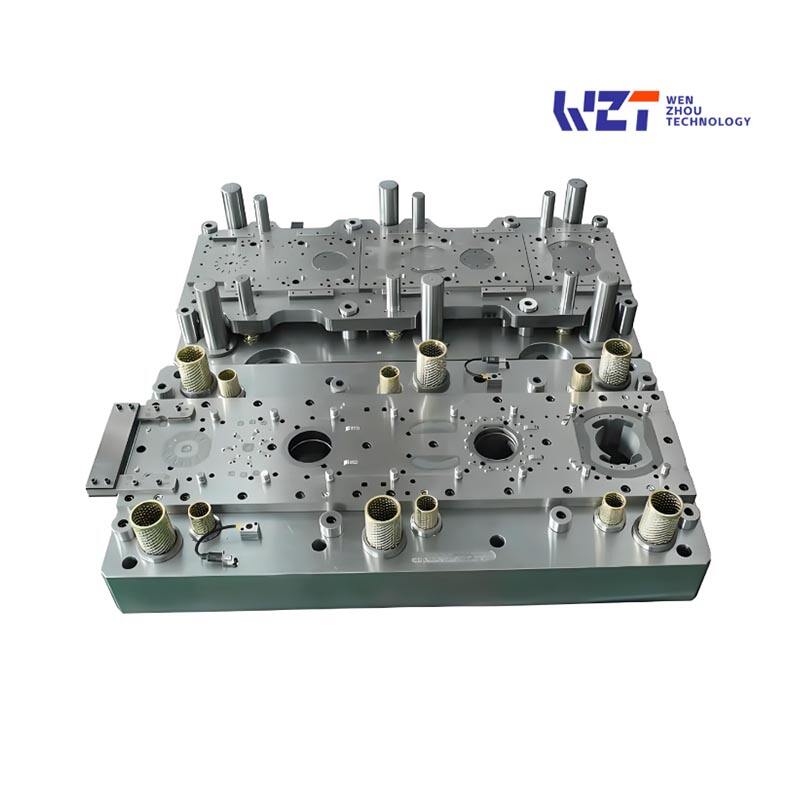 Engine iron core self locking progressive die