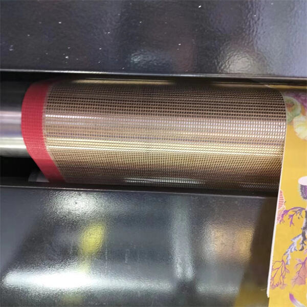 ابتكار شبكة الألياف الزجاجية PTFE