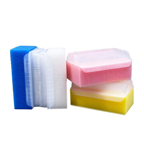 Portable design for on-the-go cleaning
