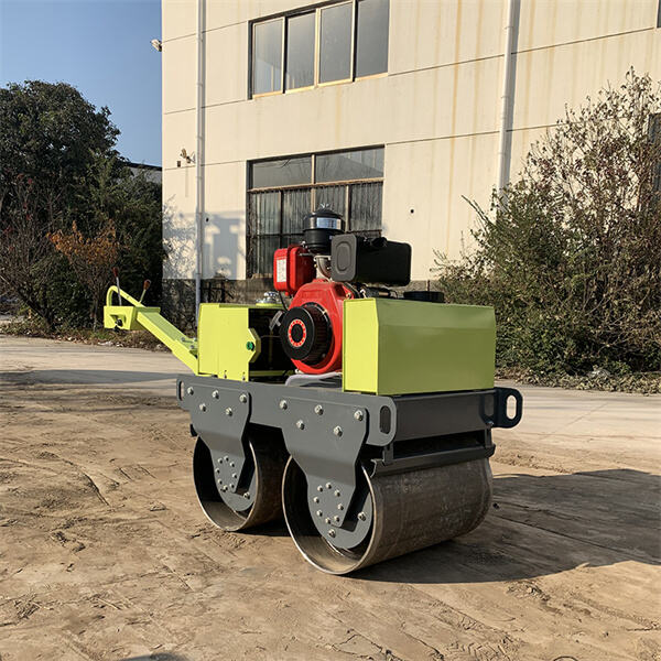 작업 중인 디젤 진동롤러