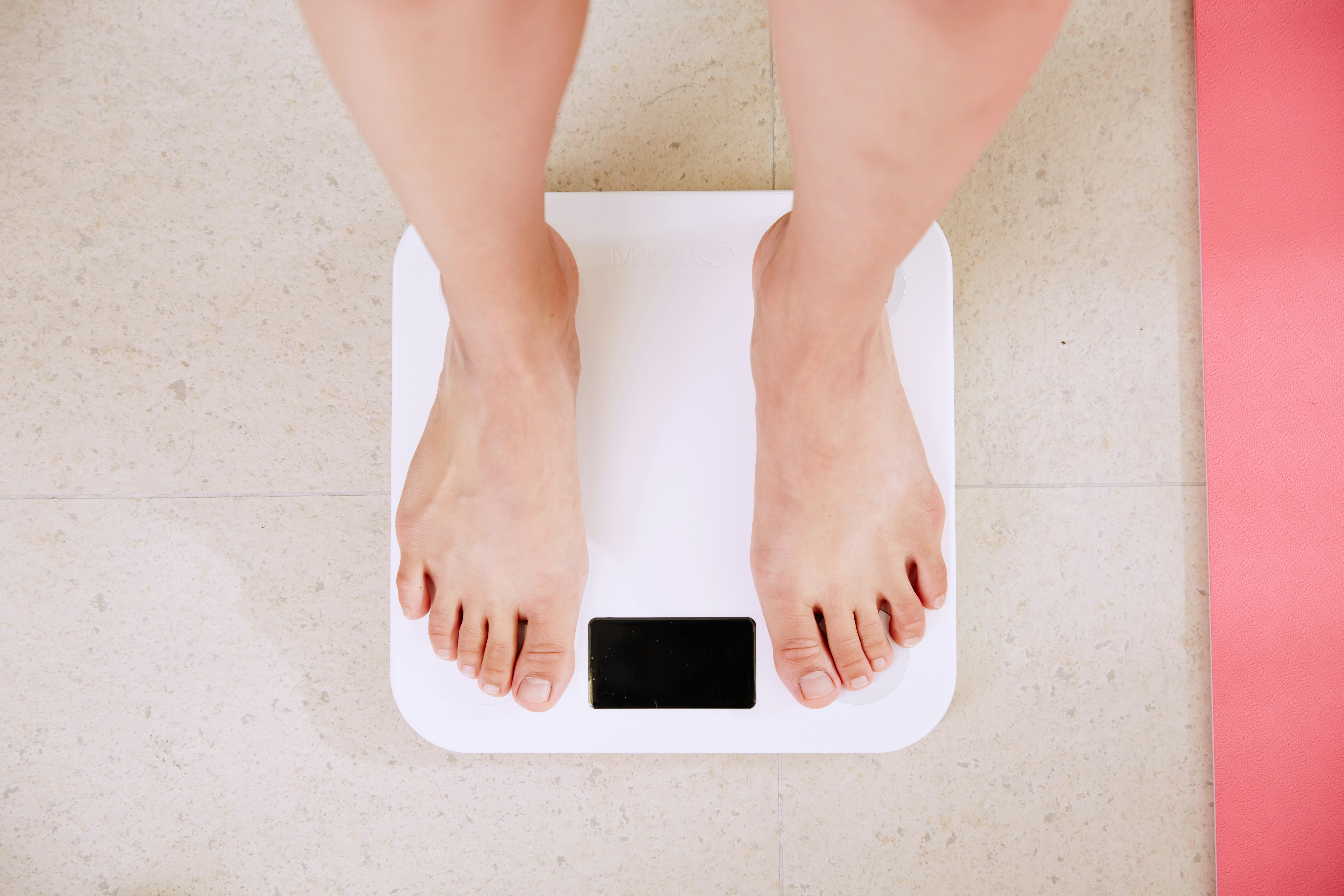 Methods to Weigh Yourself without a Weight Scale