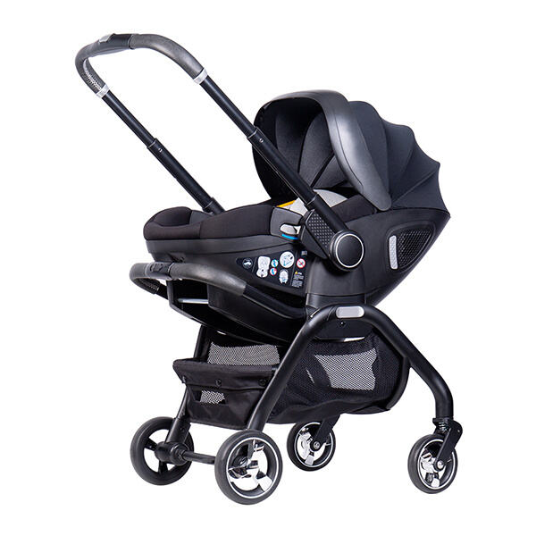 Traveling with Your Baby Made Easier with a Stroller and Car Seat t