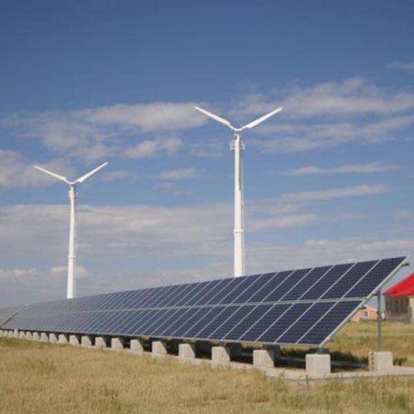 Innovation in Solar Panels and Wind Turbines