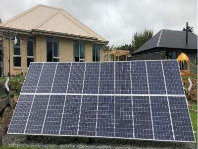 Panel Surya vs. Sistem Surya: Mana yang Cocok untuk Kebutuhan Energi Anda?