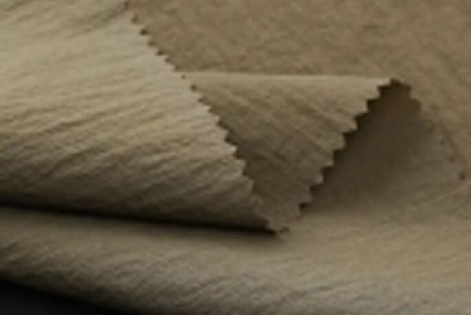Αδιάβροχο 100% Nylon 40D 310T Nylon Taffeta Wrinkle Fabric για πουπουλένιο μπουφάν