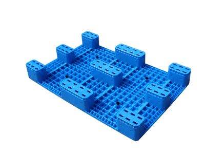 Why Plastic Pallets Reduce the Risk of Product Contamination
