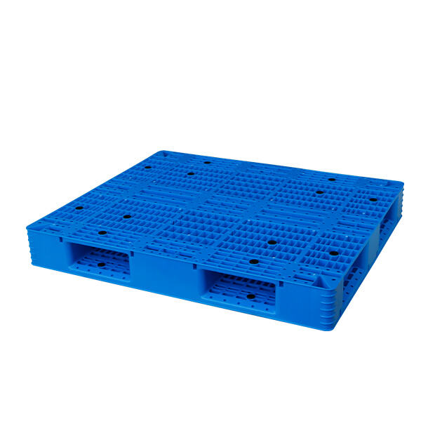 كيفية تنظيم مستودعك باستخدام حلول تخزين البالتات