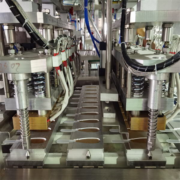 Innovation in Automated Fluid Filling and Sealing Machine: