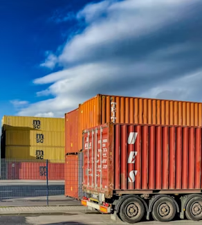 Sustainable Freight Brokerage for an Eco-Friendly Supply Chain