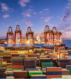 Efficient and Reliable Container Shipping for Global Trade