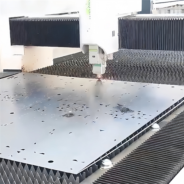 The Latest In Chinese Fiber Laser Cutting Machines