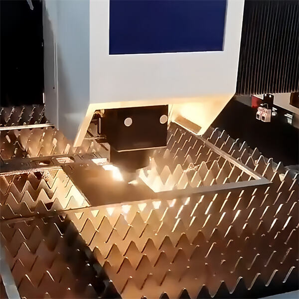 Accurate and consistent cuts with the Three-chuck Tube Laser Cutting Machine.