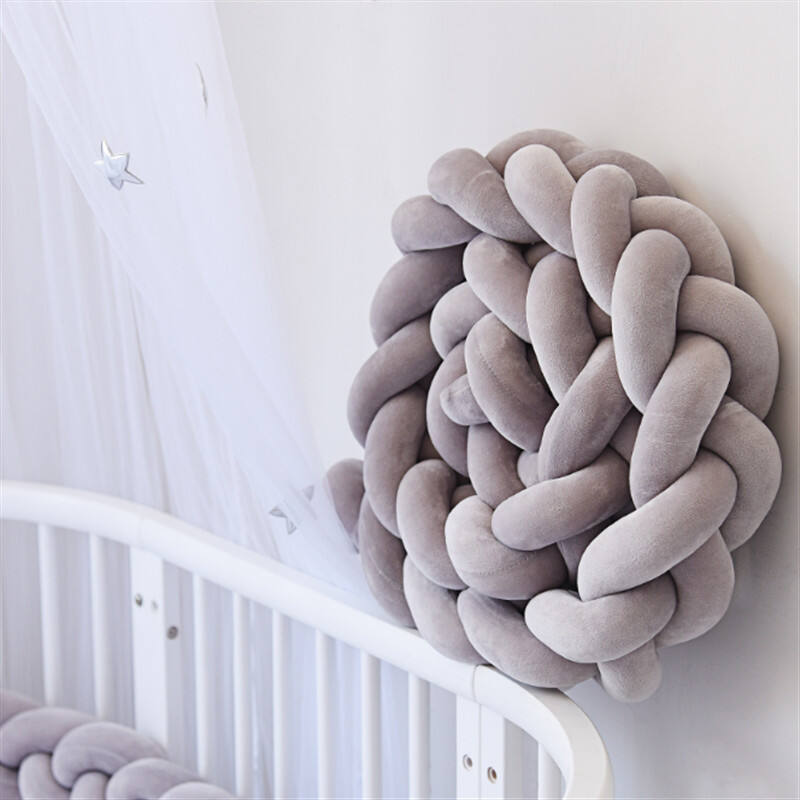 Baby braided bed crib bumper breathable knotted braided plush nursery 4 strands cradle bumper newborn crib soft pillow sleeping supplier