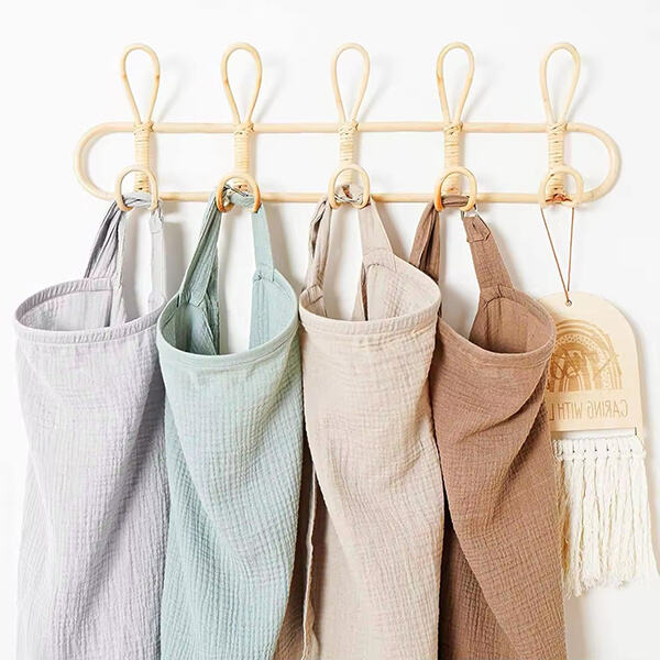 The perfect accessory for breastfeeding on-the-g