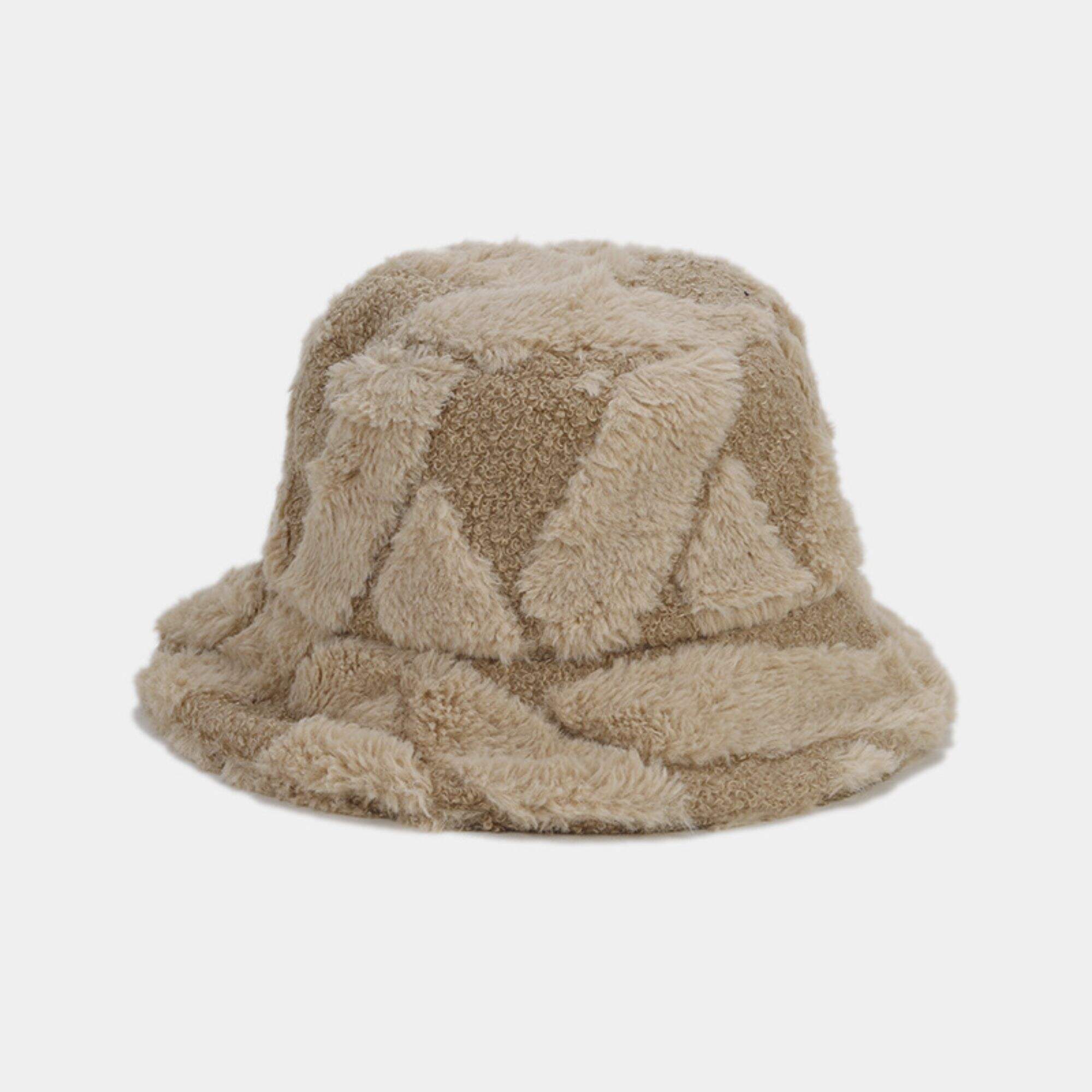 Winter bucket hat
