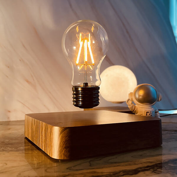 Use of The Floating Bulb Lamp