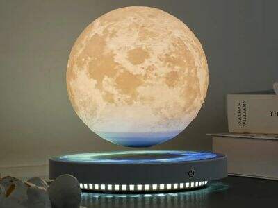 Best Levitating Moon Lamp for Creative Ornament